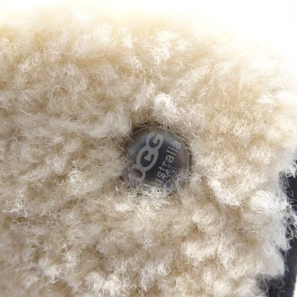 UGG Australia Brown Leather 3204 Boots Booties Sz 6 Sheepskin Fold Down Heels - Picture 3 of 9